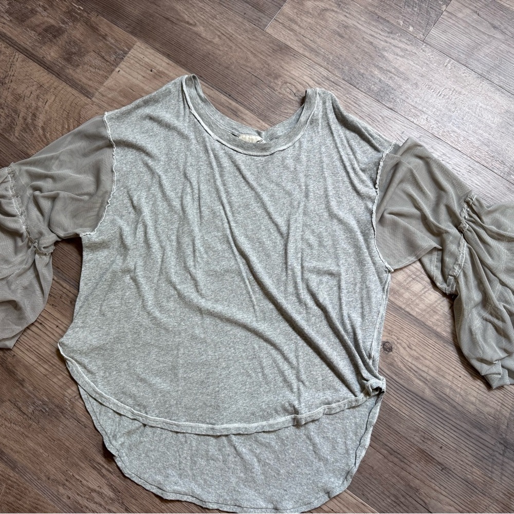 Free People oversized Gray Sheer Sleeve Women's Top XS
